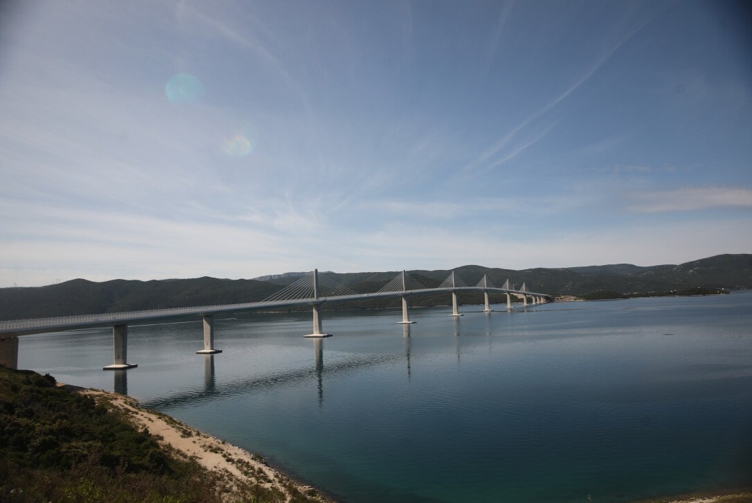 Peljesac Bridge-Komarna必去景点
