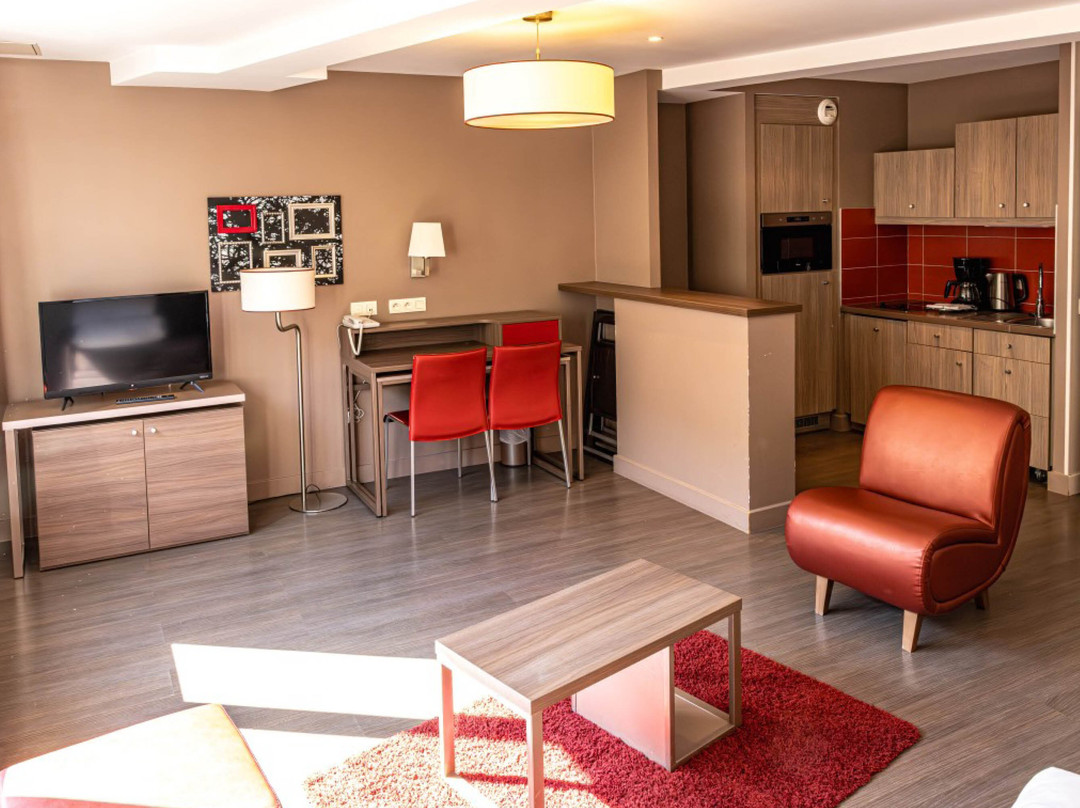 B&B HOME Caen Centre Gare
