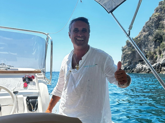 Frankie Boatours-普莱亚诺必去景点