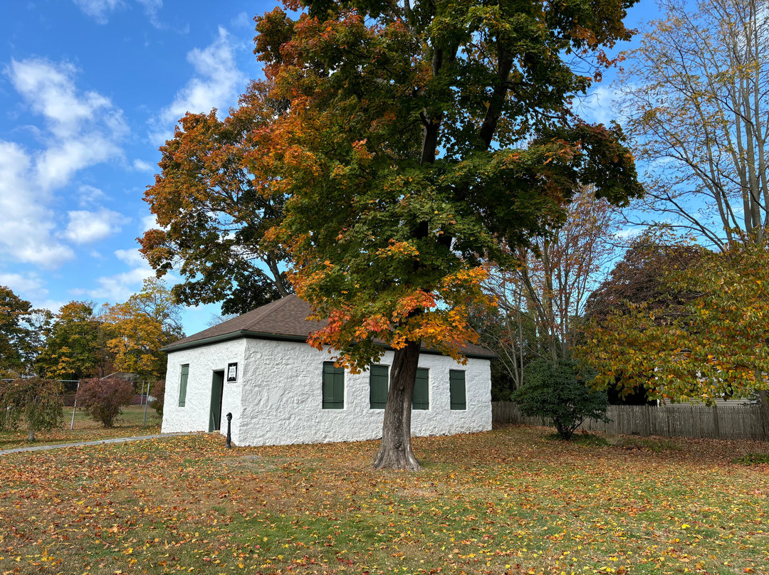 Old Stone Schoolhouse Museum-Fairhaven必去景点