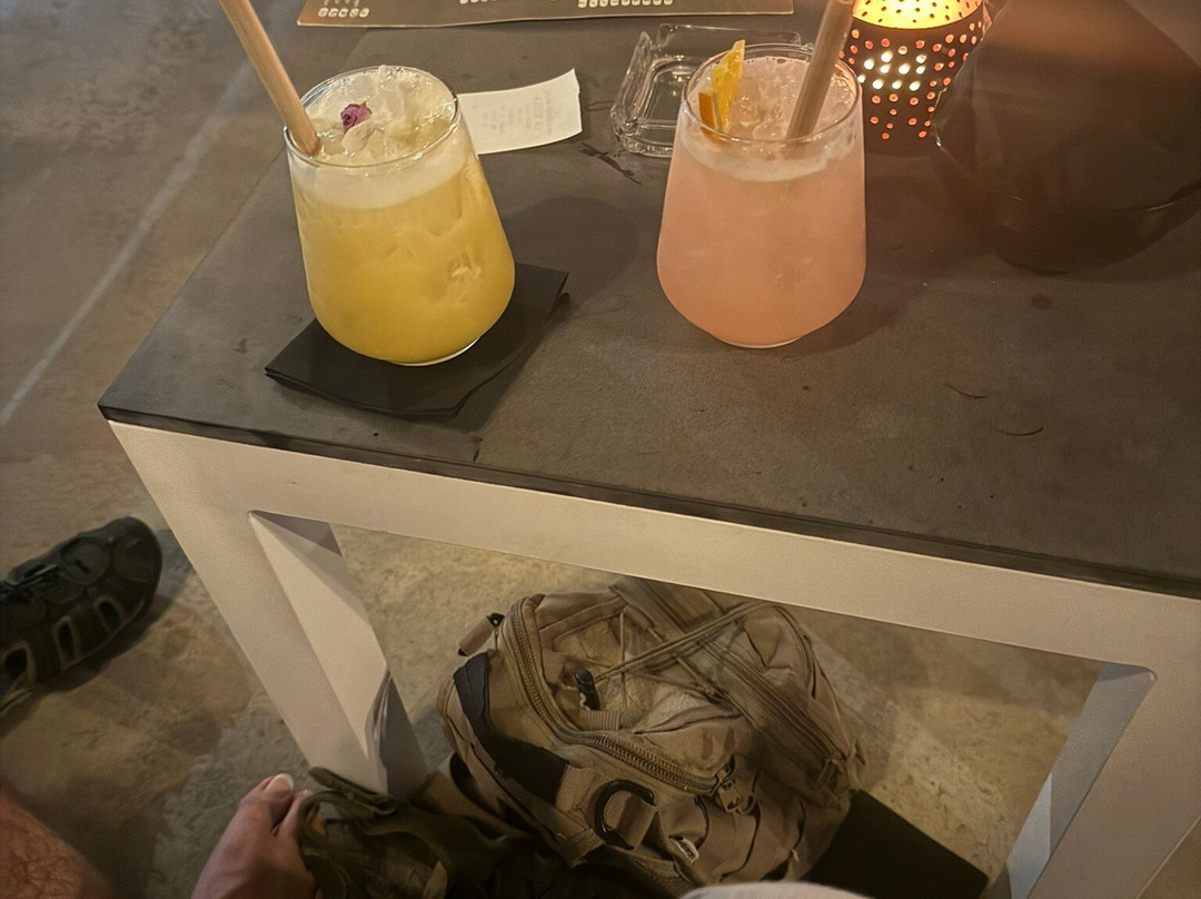 La Bussola Bar Koukounaries-Koukounaries必去景点