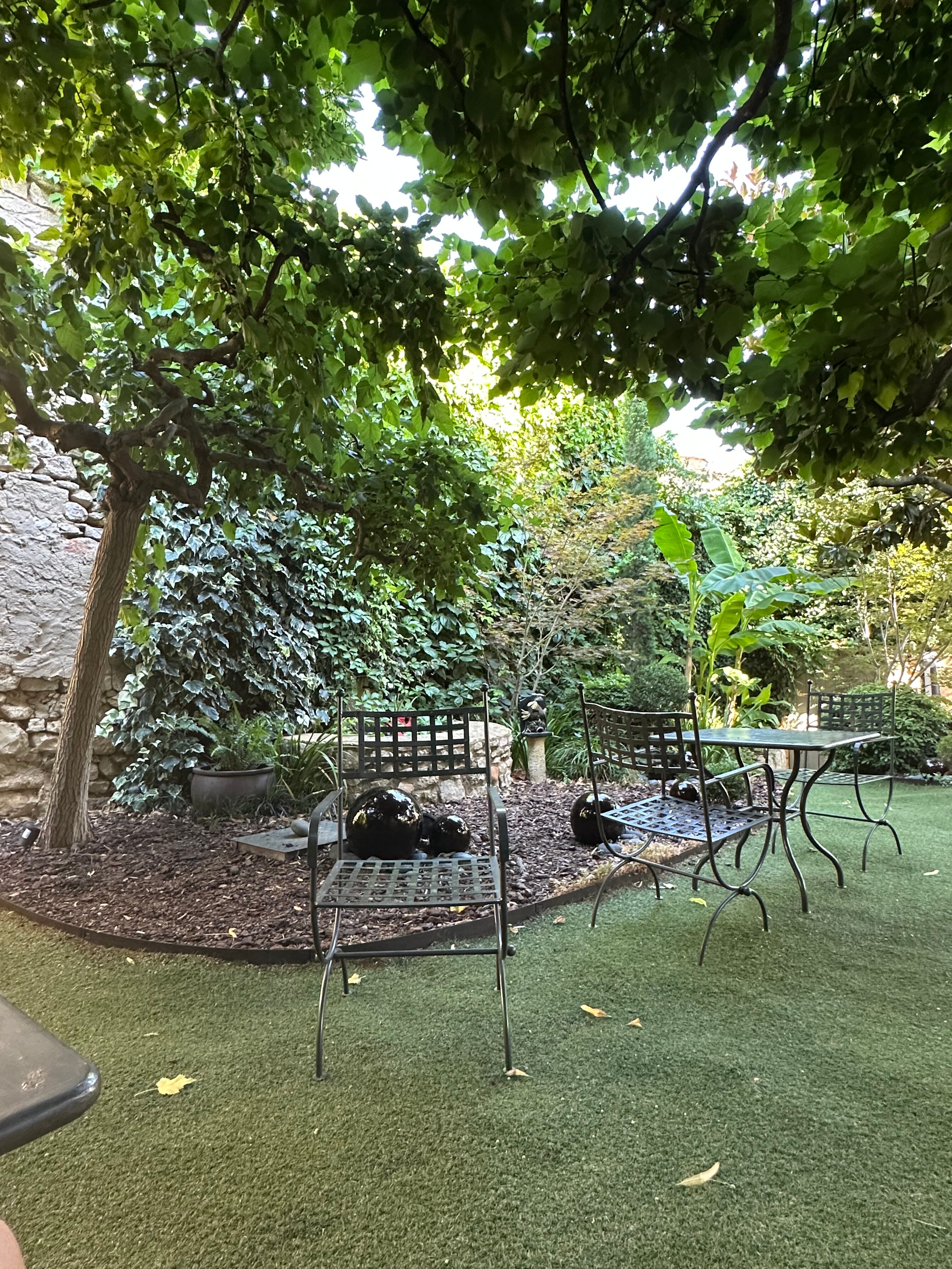 卡斯特拉斯酒店-官方