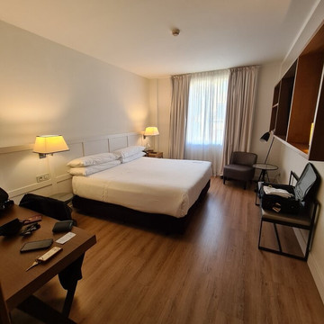 加泰罗尼亚大道主图