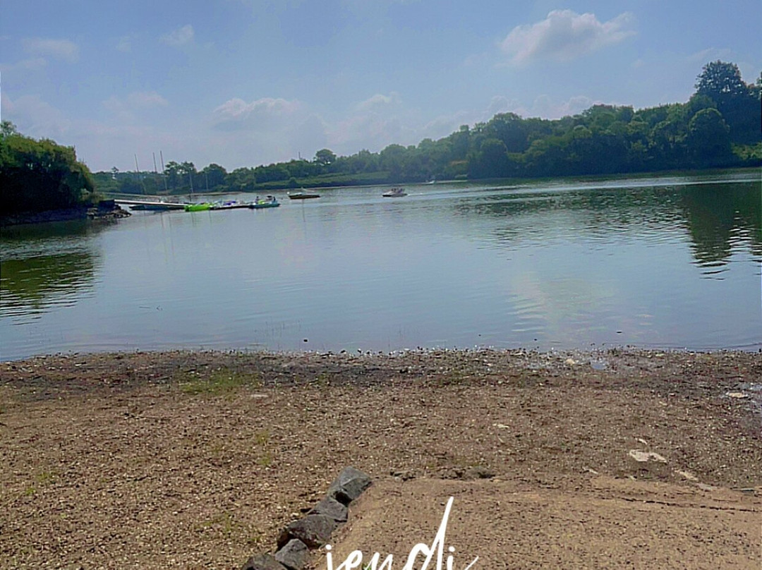 West Aventure-Saint-Reverend必去景点