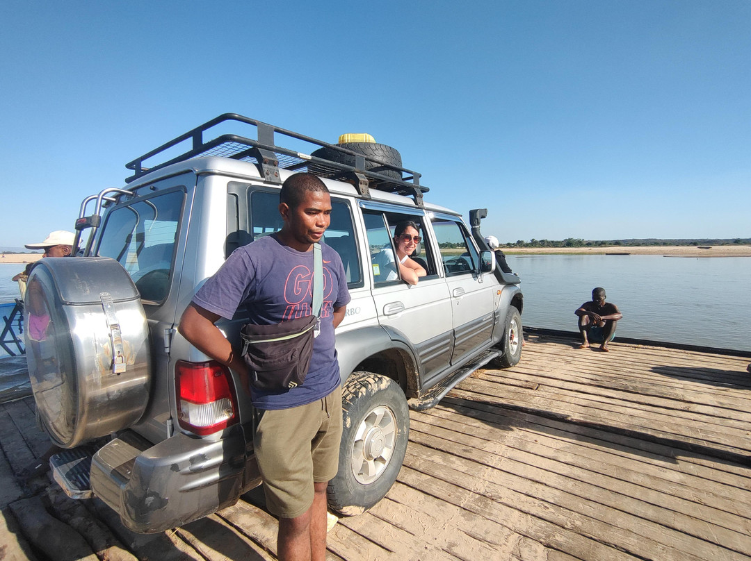 Tours in Madagascar-安齐拉贝必去景点