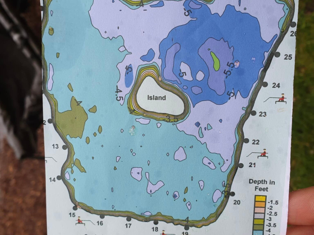 Alderwood Pond Fishing lakes-Steyning必去景点