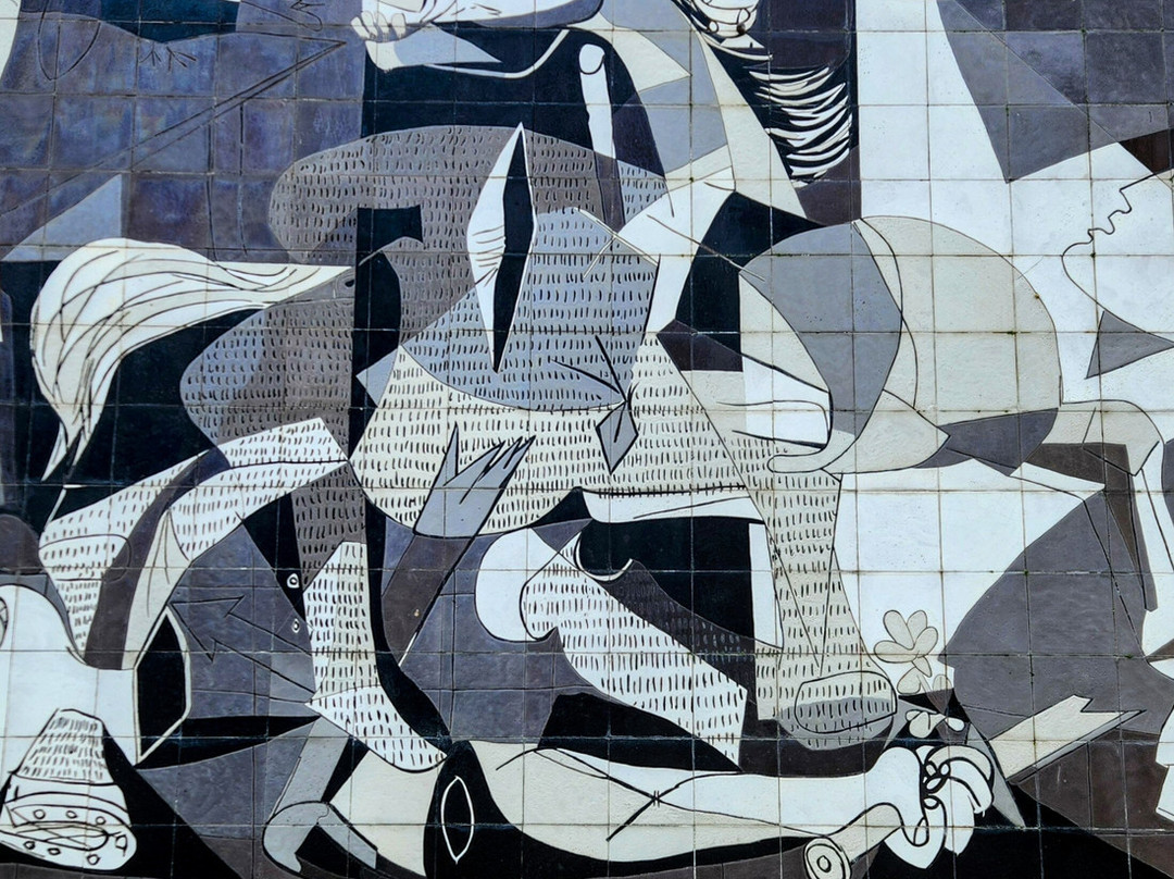 Mural del Guernica de Picasso-Gernika-Lumo必去景点