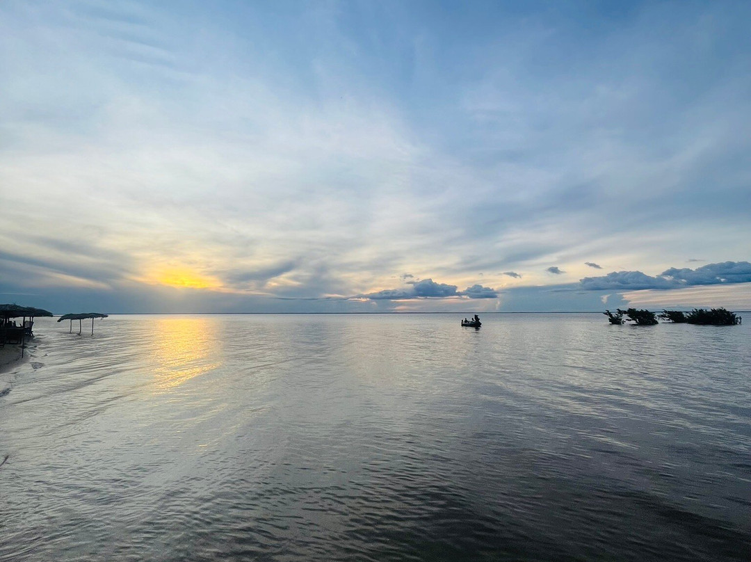 Praia de Ponta de Pedras-Santarem必去景点