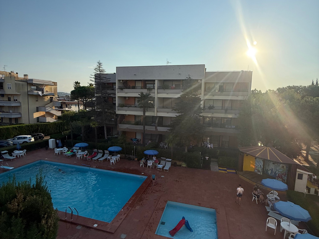 Residence Hotel Paradiso主图