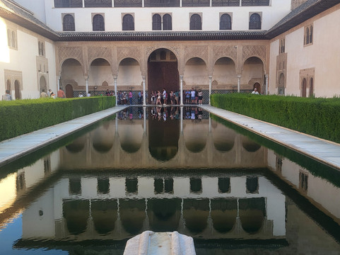 Alhambra Tours-格拉纳达必去景点