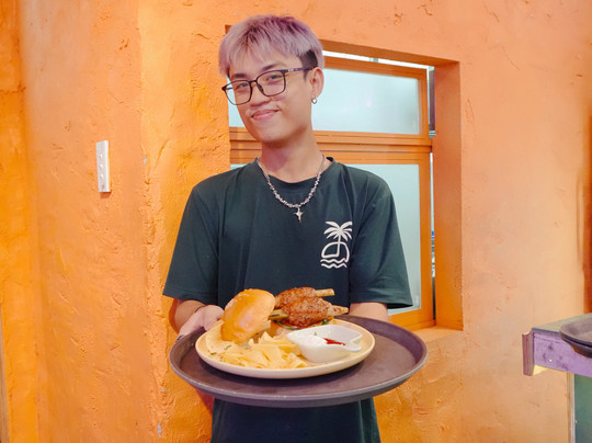 Palmtree Society Brunch & Bistro