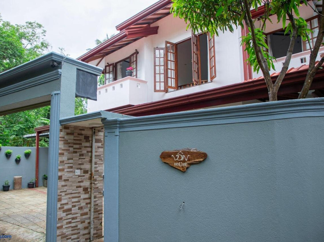 Vdn House