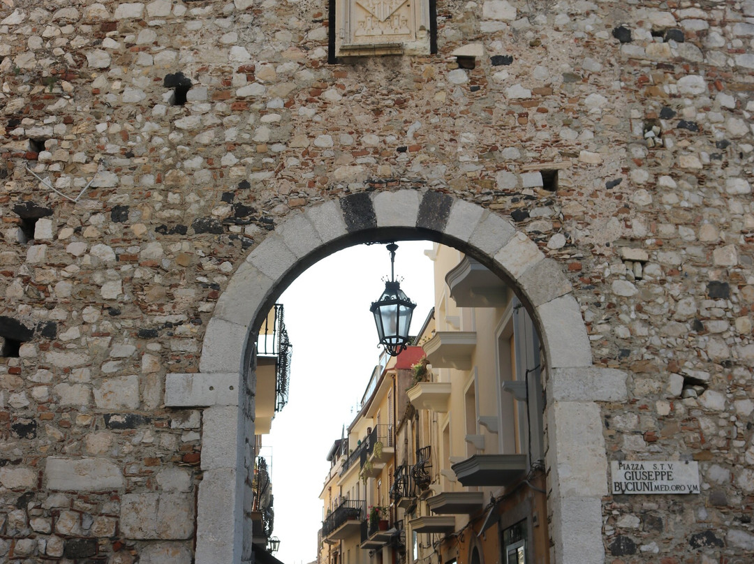 Porta Catania di Taormina-陶尔米纳必去景点