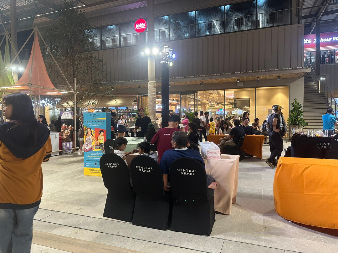 Beach Eats G Floor @Central Krabi