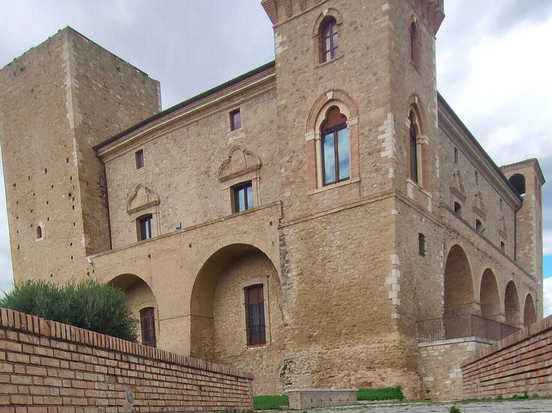 Castello Ducale di Crecchio-Crecchio必去景点