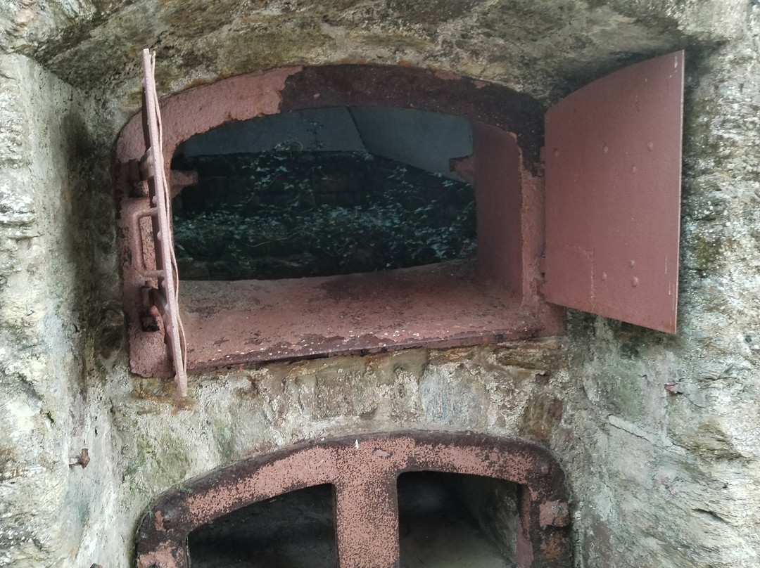 Fornos De Vilaoudriz (a Pontenova)-A Pontenova必去景点