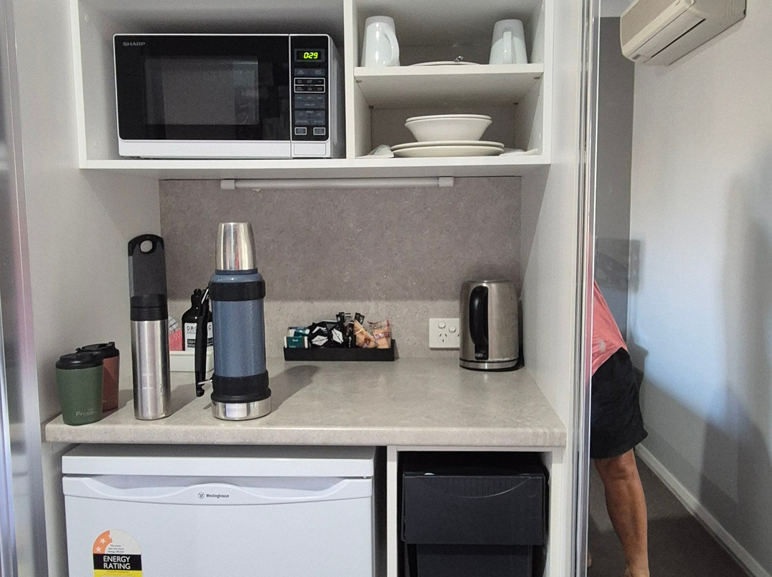 Aastro Dish Motor Inn主图