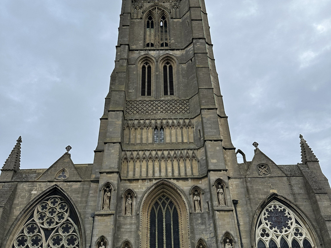 St. Wulfram's Church-格兰瑟姆必去景点