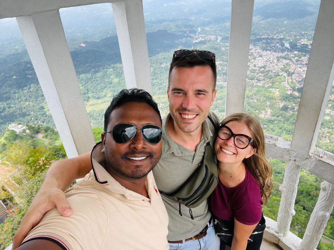 Ceylon leisure travels with sanju-Ja Ela必去景点