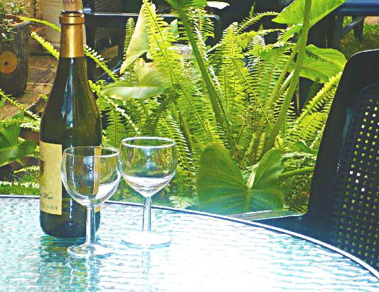 Green Hills Hotel主图