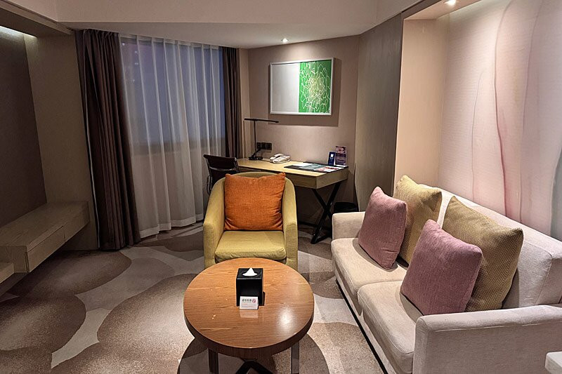 昆明中心假日酒店主图