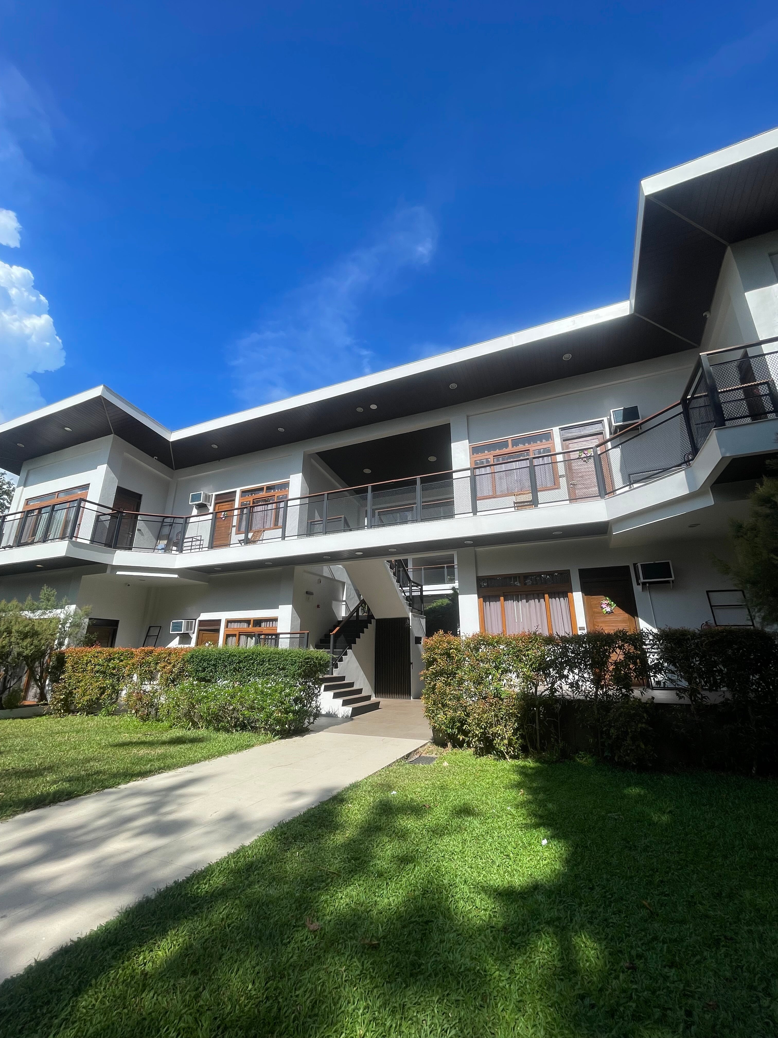 弗尼里昂旅馆-官方