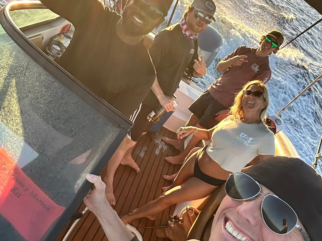 Rising Tide Tours-普罗维登西亚莱斯必去景点