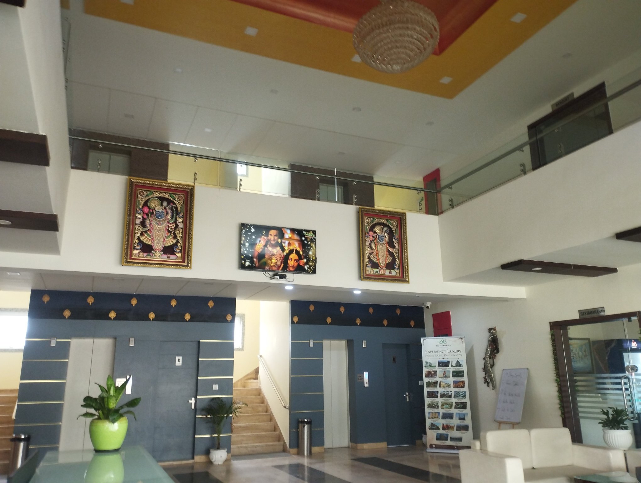 The Sky Imperial - Hotel Gopal Darshan-官方