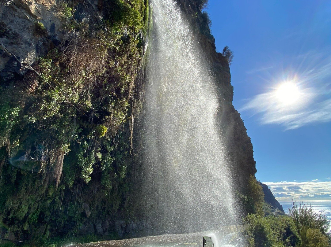 Cascata dos Anjos-Ponta Do Sol必去景点