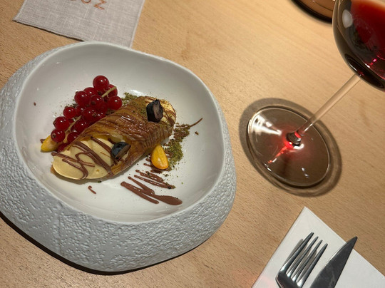 塞利希尔顿酒店主图