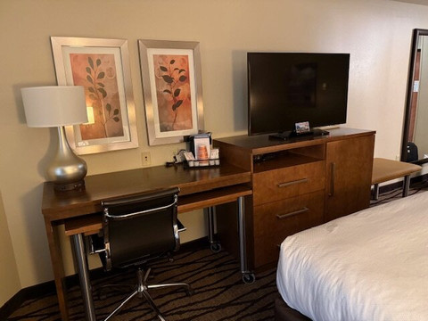 Crystal Inn Hotel & Suites Great Falls主图