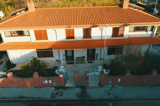 Anaelehouseapartments L.T.B