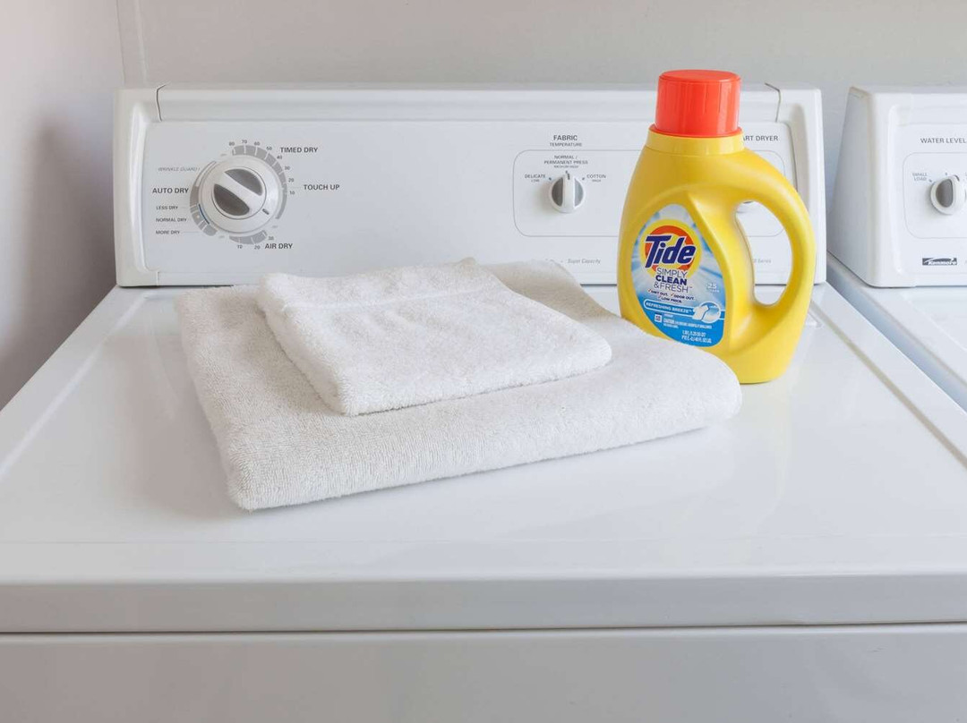 雅典速8酒店主图