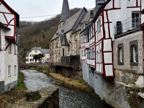 Traumpfad Ritterschlag-Monreal必去景点