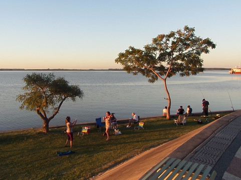 Fray Bentos Rambla-弗赖本托斯必去景点