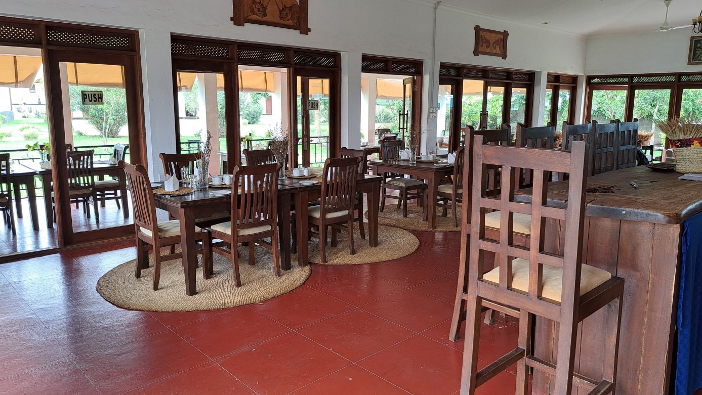 Moyoni机场旅馆-官方