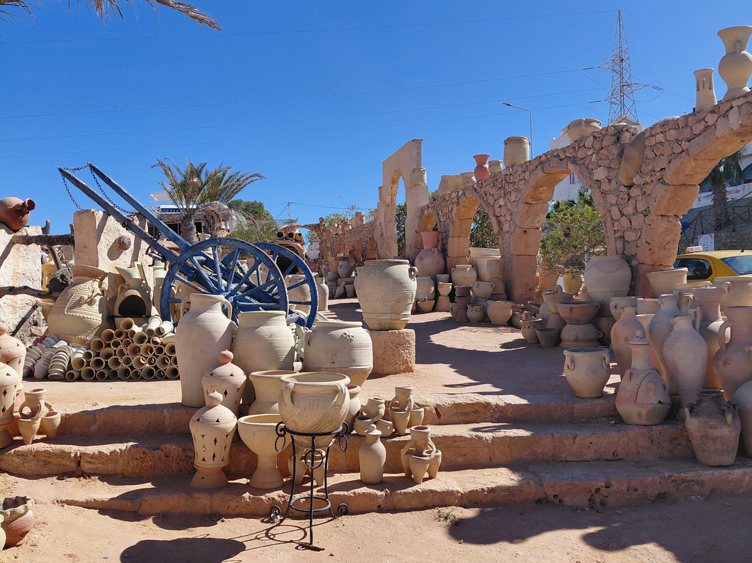 Poterie Mjahed Faouzi-Guellala必去景点