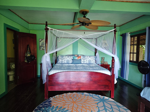 海豚湾秘境民宿主图