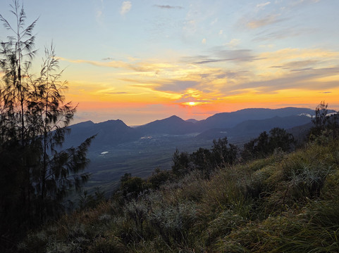 Rinjani Trekking Trip-Senaru必去景点