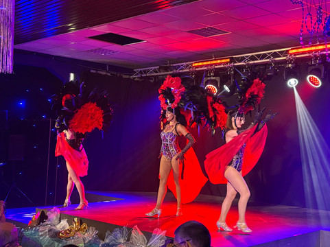 TY CABARET-Crozon必去景点