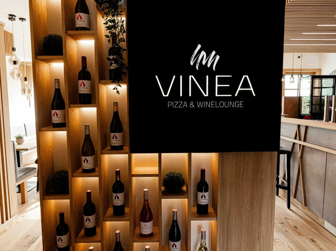 Vinea Pizza & Weinlounge