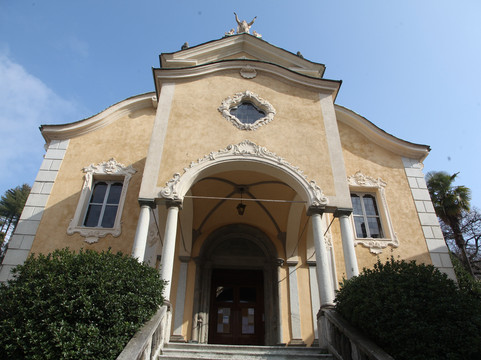 Chiesa parrocchiale di Santa Maria Assunta-奥尔塔圣朱利奥必去景点