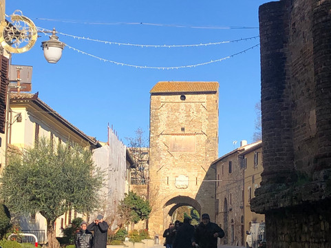 Porta Cannara-Bevagna必去景点