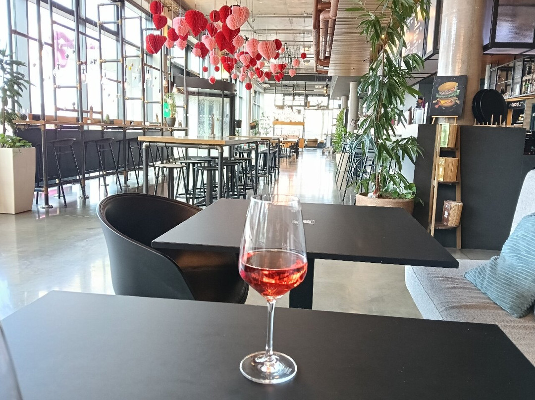 路德维希港 MOXY 酒店主图