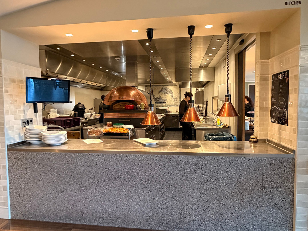 瓦利斯大酒店主图