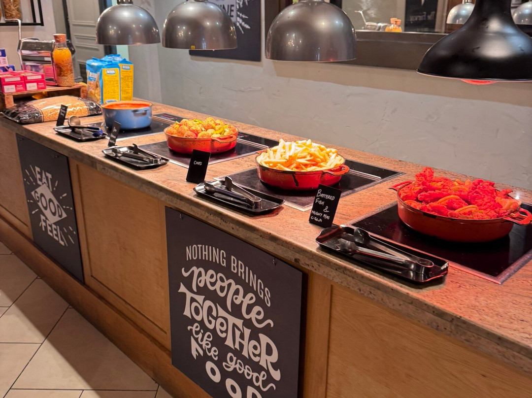 阿登森林酒店和乡村俱乐部主图