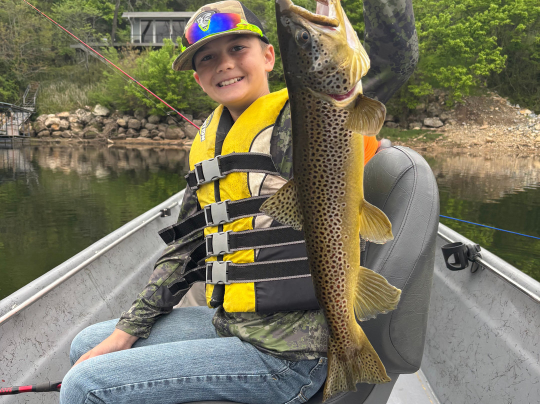 Papa Bill's White River Trout Guide Service-Bull Shoals必去景点