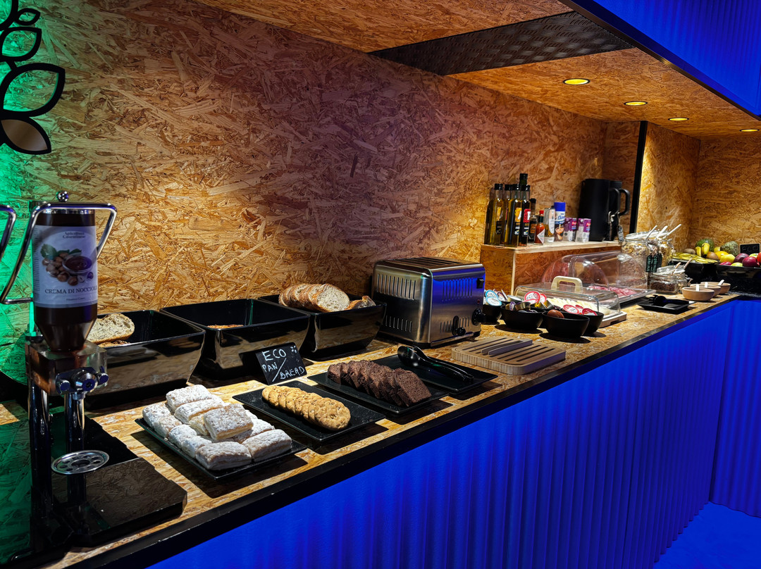 精品生态 MB 青年旅舍主图