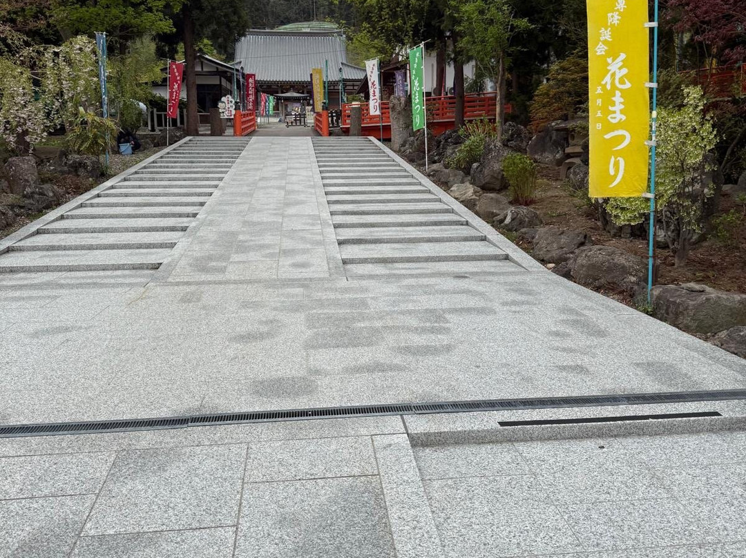 Showa Daibutsu-青森市必去景点