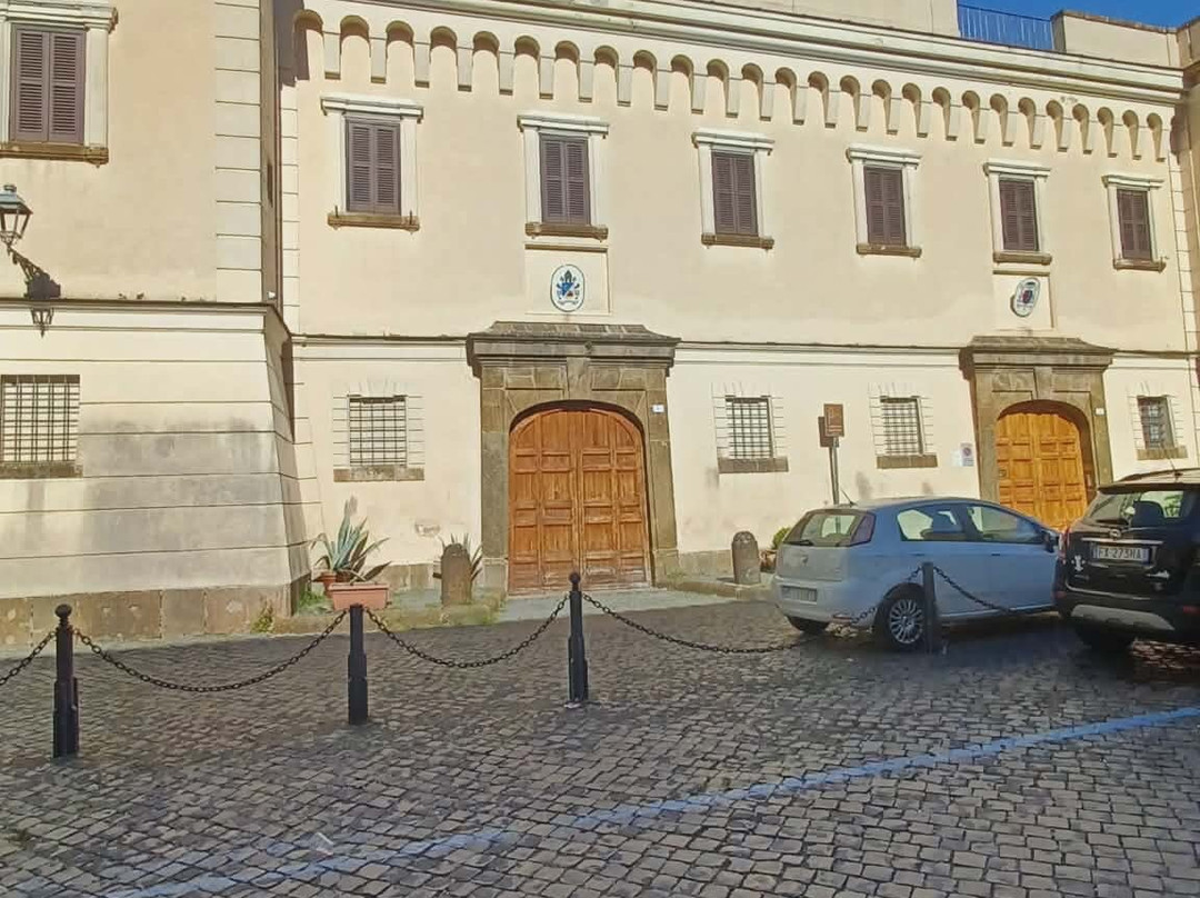 Palazzo Vescovile-弗拉斯卡蒂必去景点